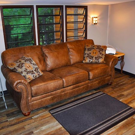 Footprints Resort Bancroft Exterior foto
